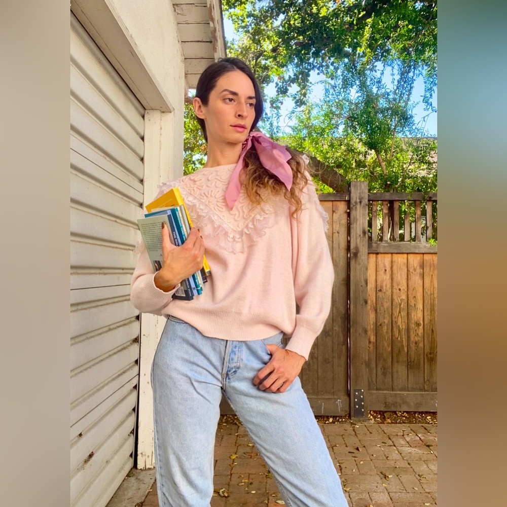 Vintage Light Pink YeuMau Elegant Sweater